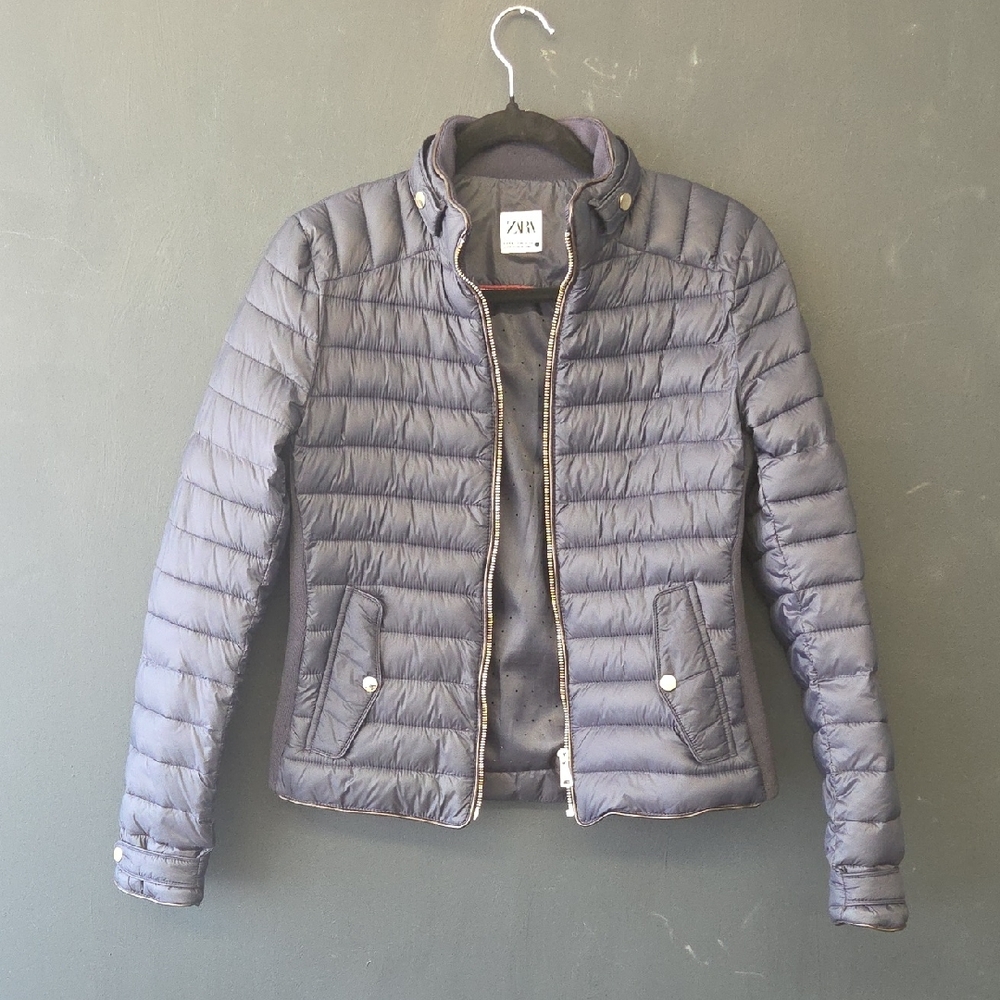 Zara Women's Charcoal Puffer Jacket